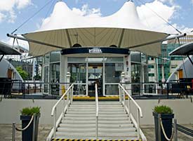 H2otel entrance 