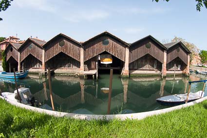 Boathouse on Lido canal