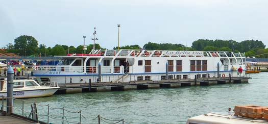 LA BELLA VITA at Venezia Marittima