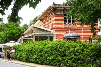 Restaurant in Parc Montsouris, Paris