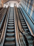 Escalator at FlyView "Fly Over Paris"