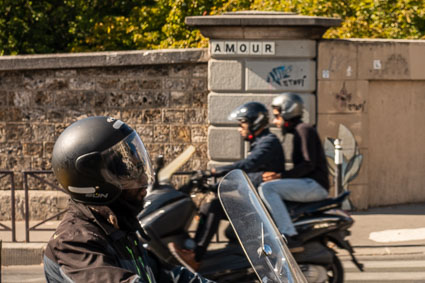 Motorcycles and Amour, Saint-Denis