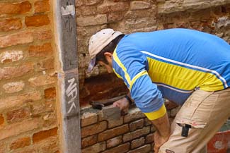 Bricklayer in Venice