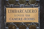 L'Imbarcadero plaque in Calle Zen